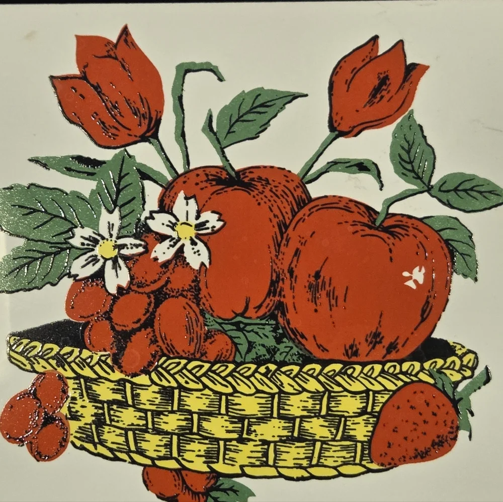 unbranded vintage apple